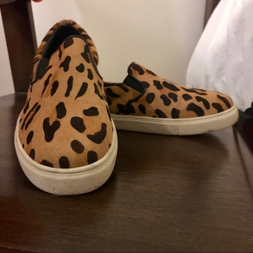 STEVE MADDEN Faux Fur Cheetah Slip-On
